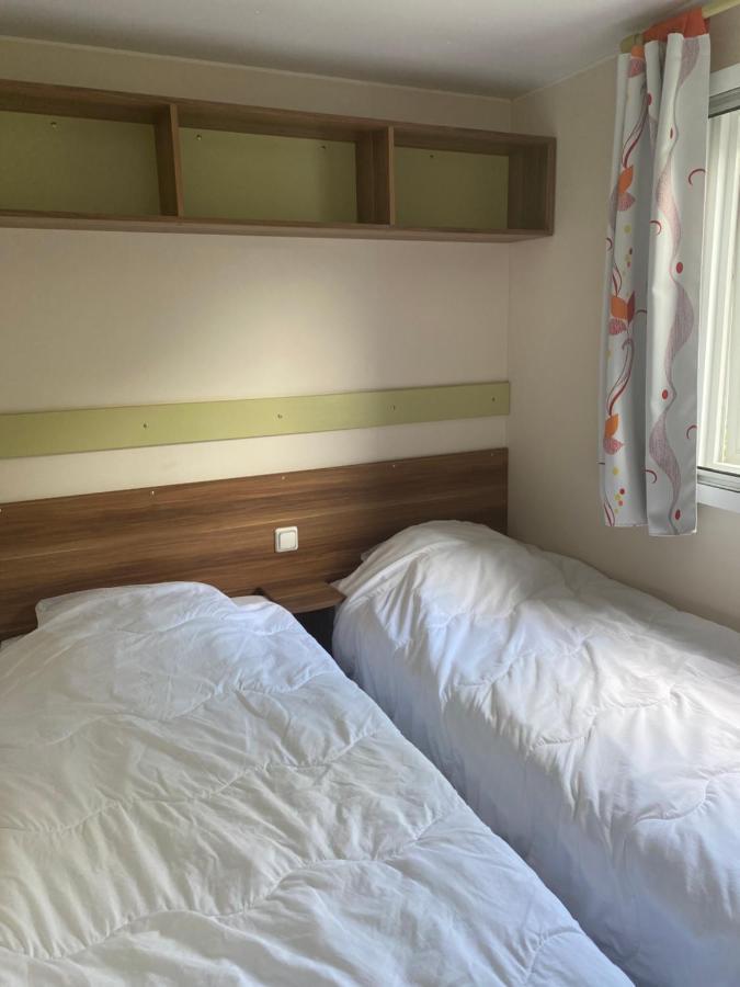 Camping De La Foret Seasonova Sille-le-Guillaume ภายนอก รูปภาพ
